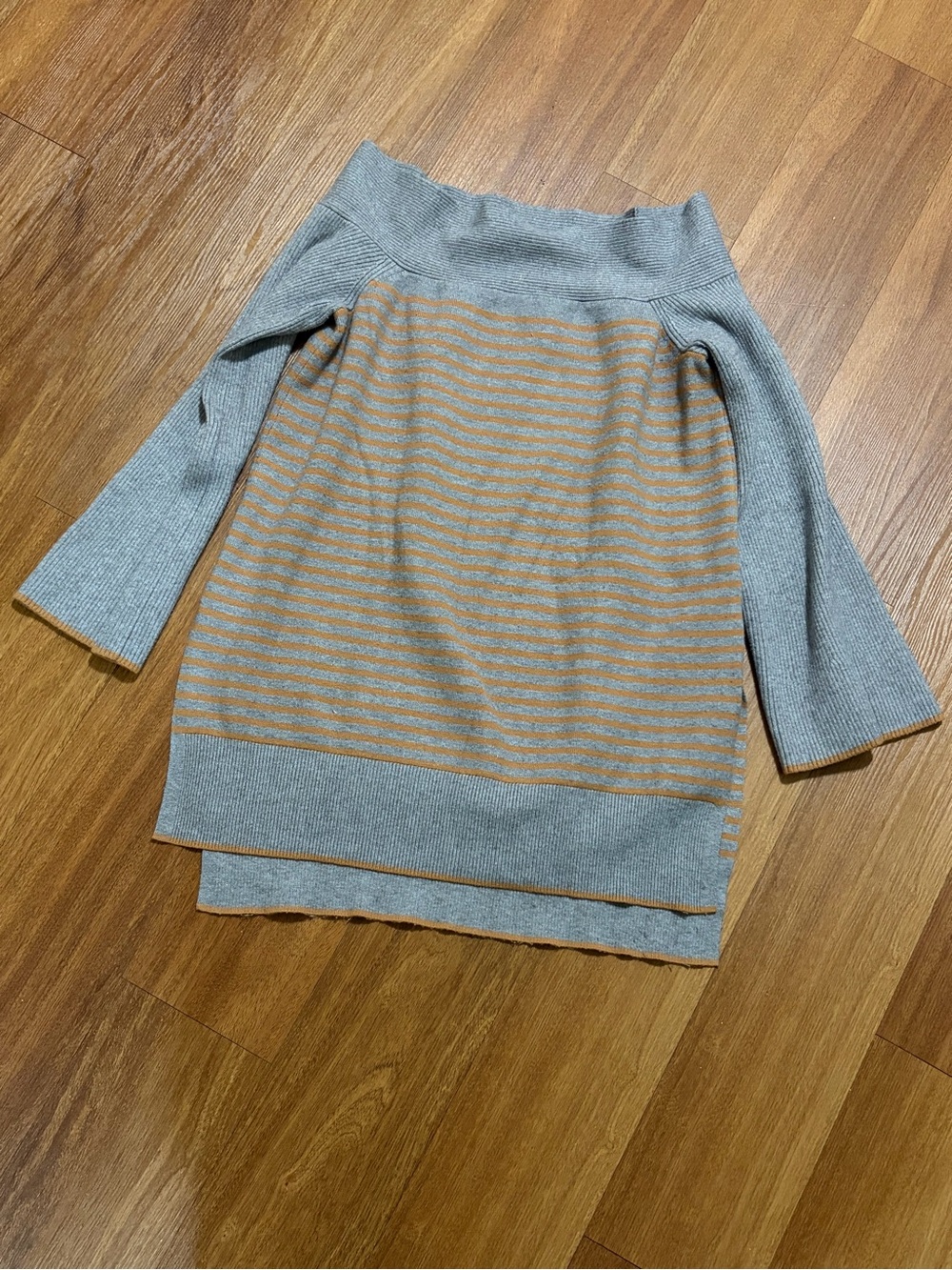 Anthropologie Elise Ribbed Tunic Sweater Striped Top Gray Orange Womens Large